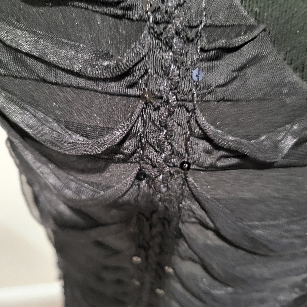 R&M Richard, black, special occasion, sleeveless, has some sequence sz16,stretch - Picture 4 of 9